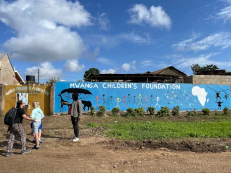 Mwanga School von aussen
